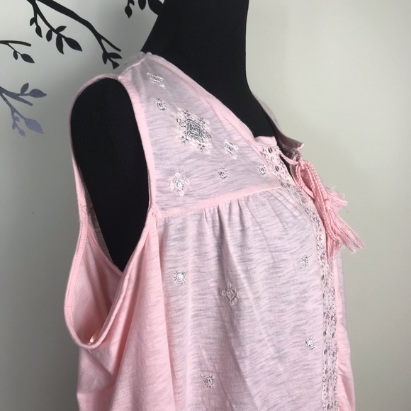 Plus Size Cold Shoulder Embroidered Pheasant Light Pink Top - Picture 2 of 4
